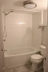 Gesamte Unterkunft im Wohnheim in der 320, Warren St., Unit 2, Roxbury, Boston, MA, 02119, bild 22 von 31