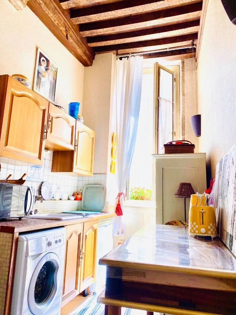 Chambre d'étudiant économique avec emplacement pratique dans 