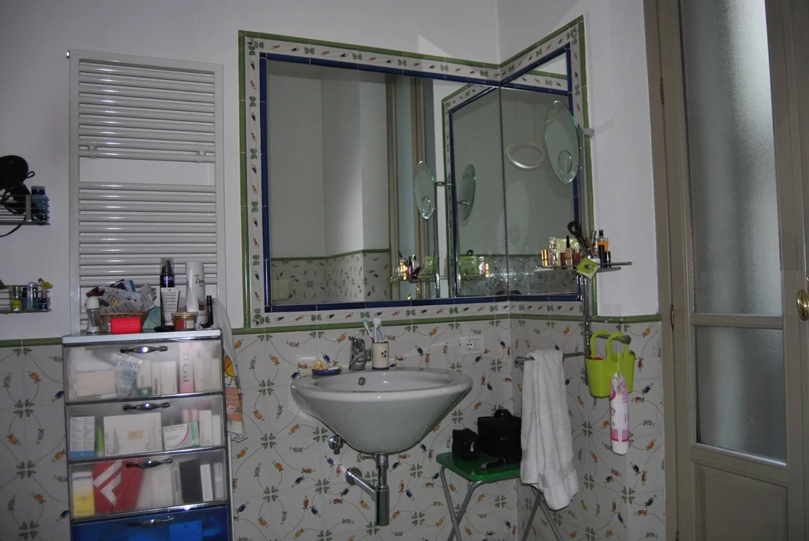 Habitación estudiantil económica cerca del campus en 