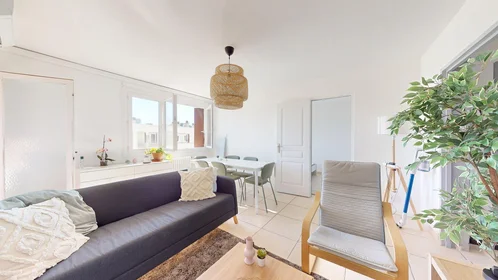 Chambre privée à 14 Rue Guillaume d'Autignac, image 1 de 10