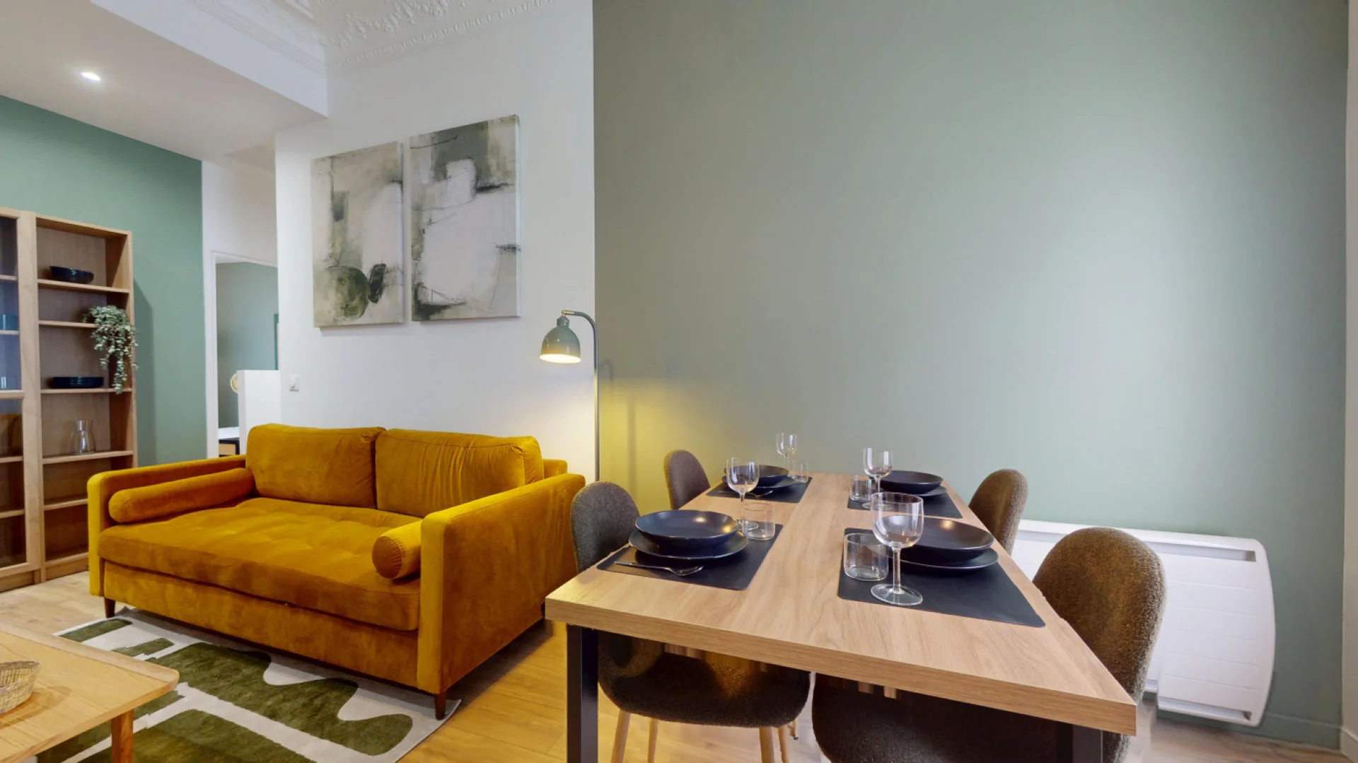 Budget-friendly student room close to campus in