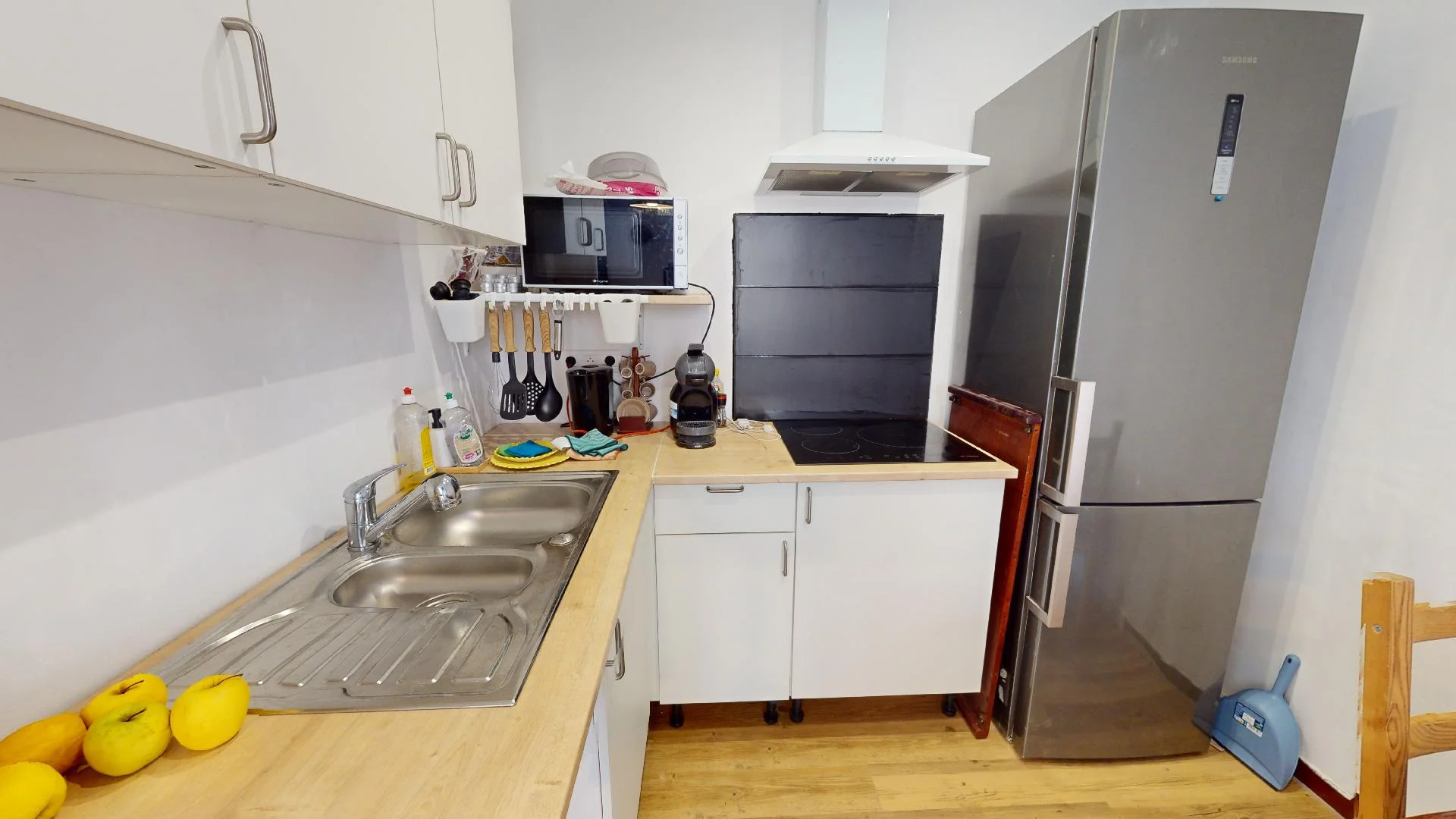 Habitación estudiantil amplia y cómoda en 