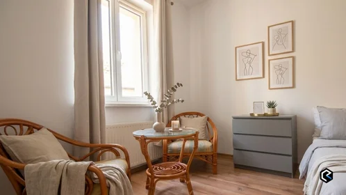 Gesamte Unterkunft in der Ul. Romana Maya 63/1, bild 1 von 4