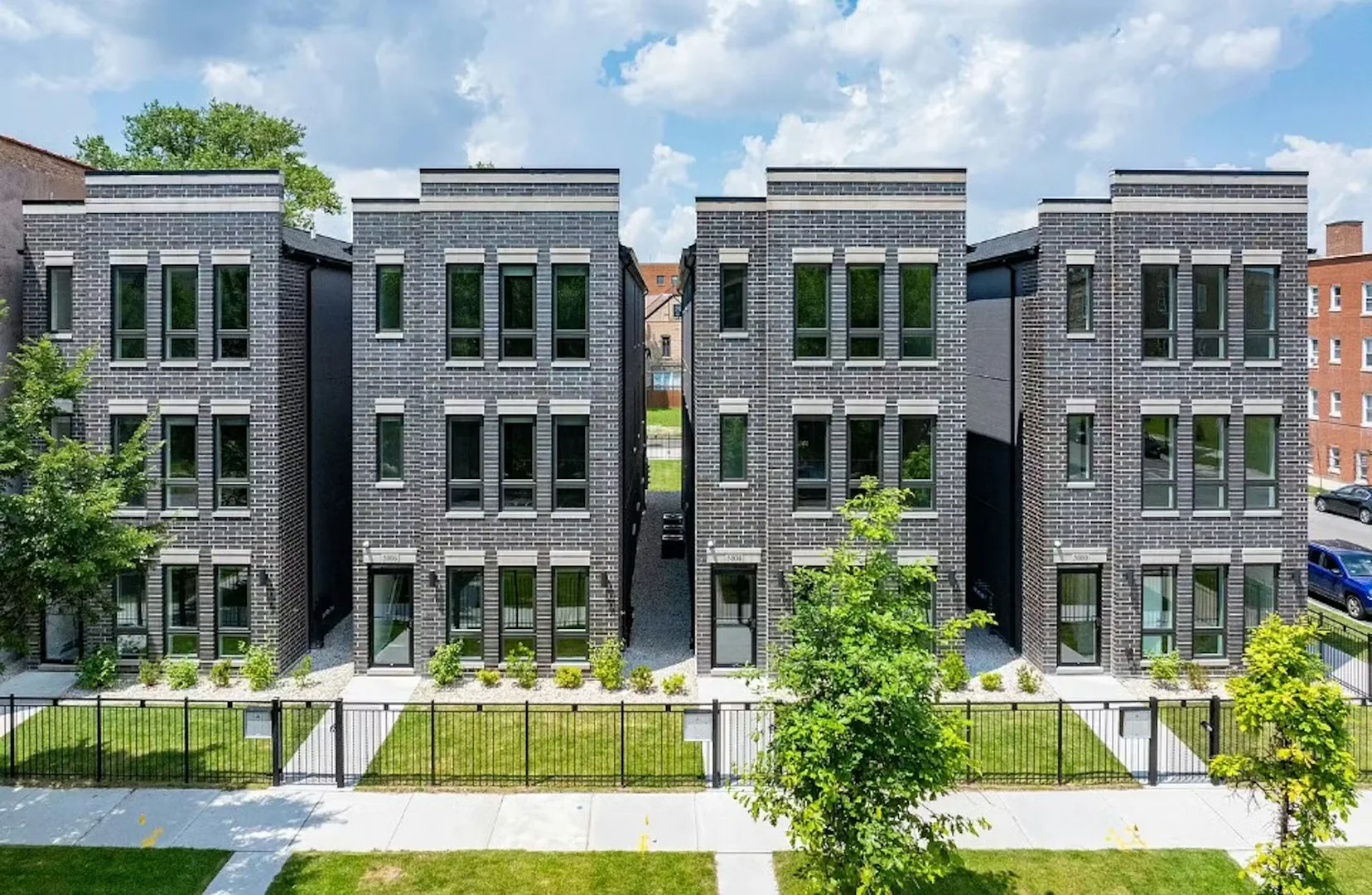 Economical student room with convenient location in 