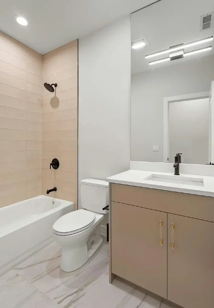 Functional student room perfect for studying in 