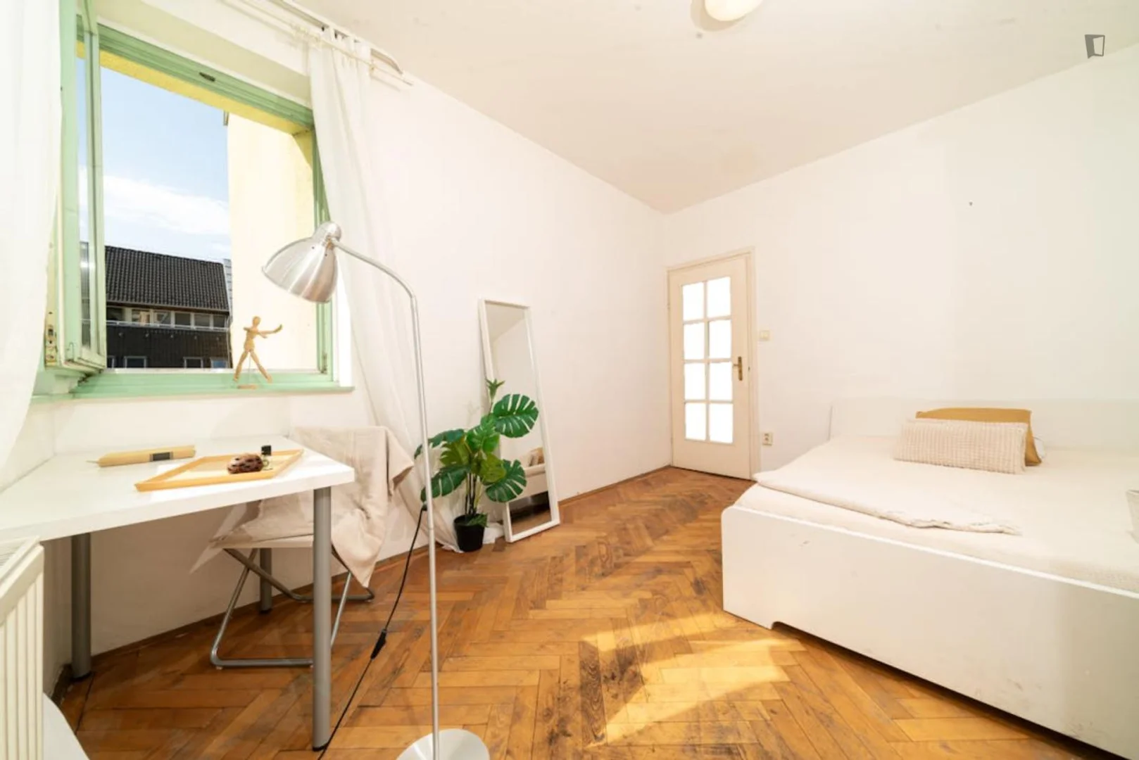 Quarto de estudante funcional perfeito para estudar em 