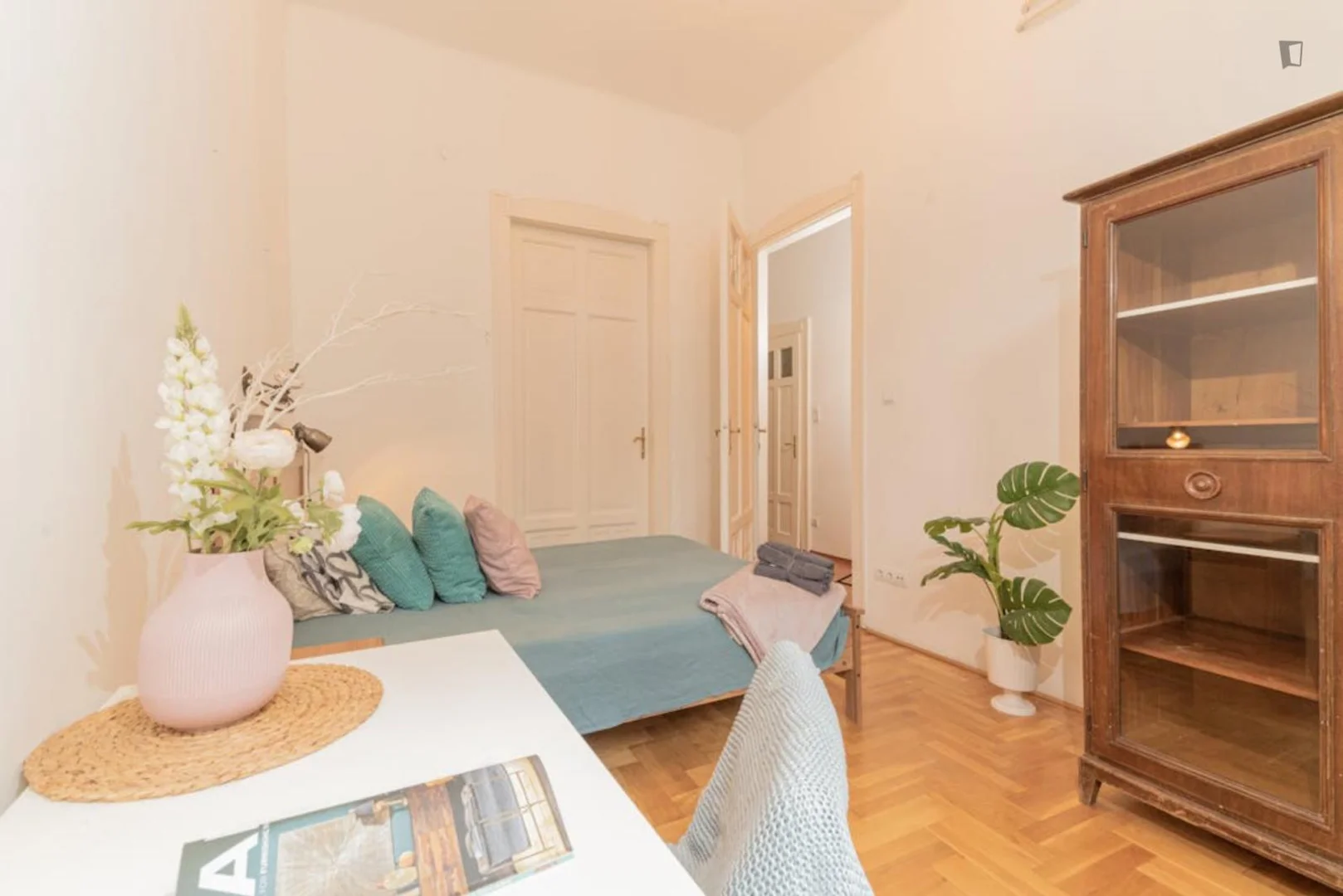 Chambre d'étudiant économique avec emplacement pratique dans 