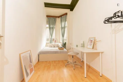 Private room at Üllői út, image 1 of 10