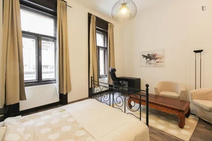 Chambre privée à Szív utca, image 1 de 10