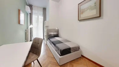 Habitación privada en Via Ugo Foscolo, , imagen 1 de 10