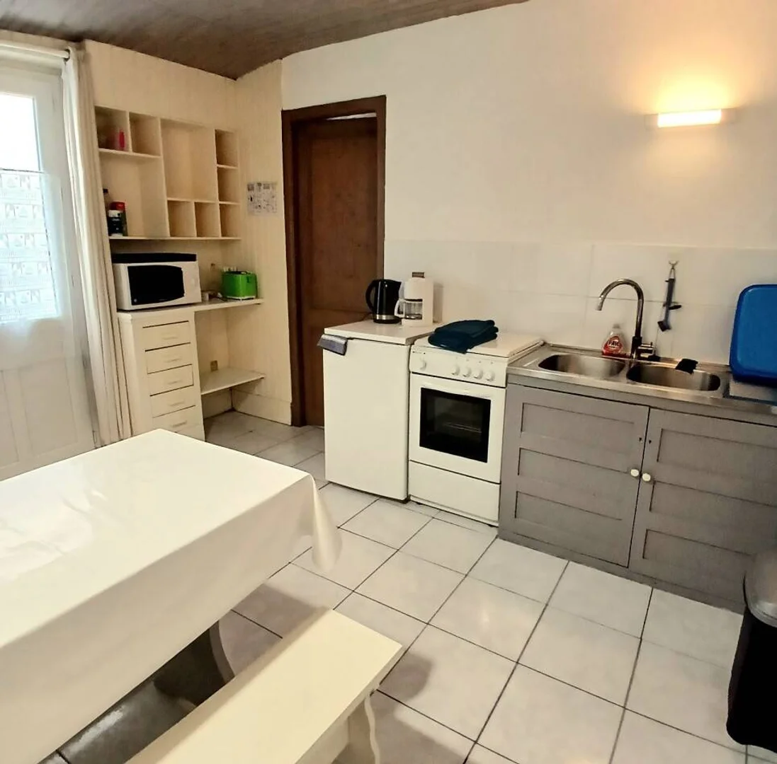 Chambre d'étudiant confortable et spacieuse dans 