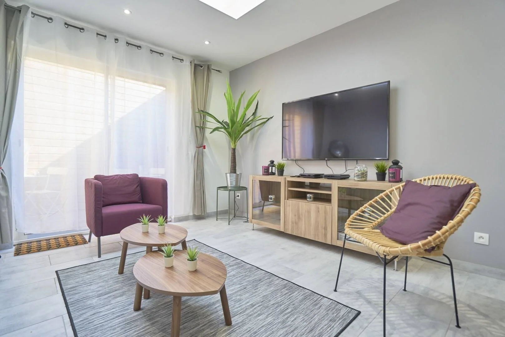 Comfortable and spacious student room in 