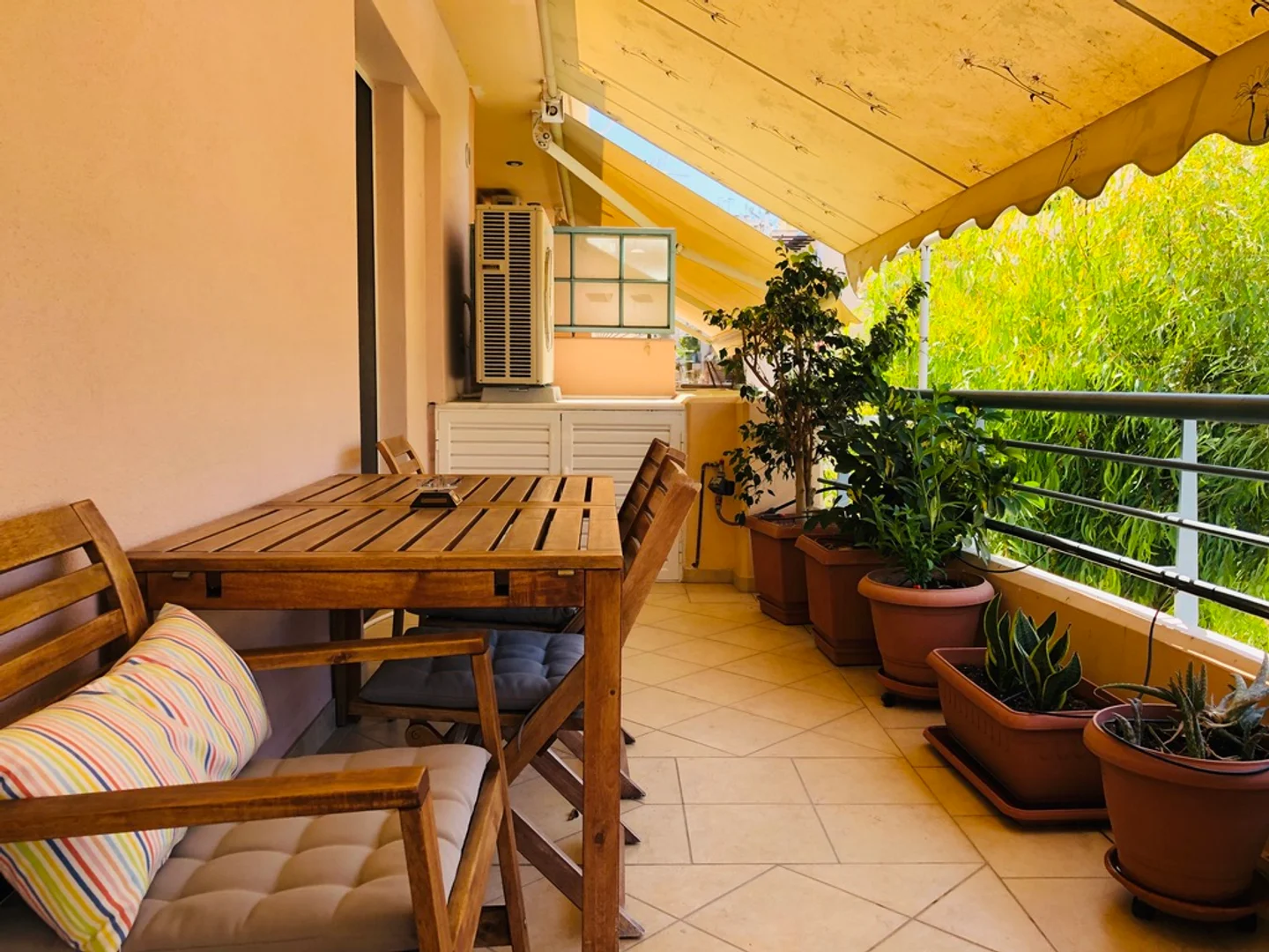  bölgesinde konforlu ve ferah öğrenci odası