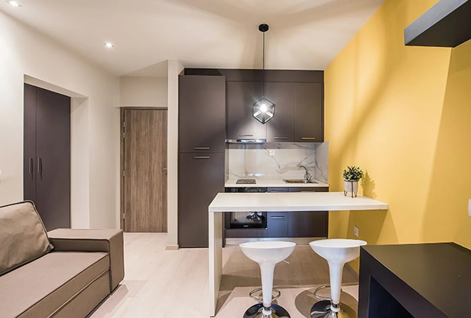Compact studio apartment ideal for students in 