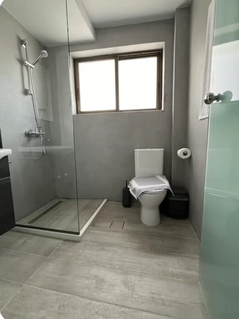 Elegancka kawalerka w pobliżu kampusu w 