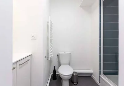私人房间 在住宅内 在 Rennes, 35000, 21的图像16