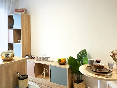Privatzimmer im Wohnheim in der Pau, 64000, bild 13 von 14