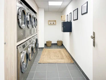 Privatzimmer im Wohnheim in der Pau, 64000, bild 4 von 14