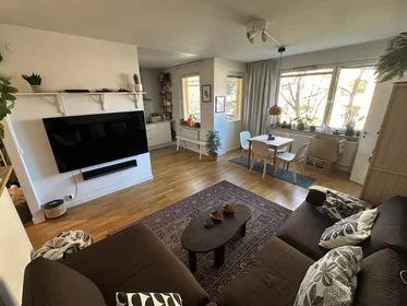 Logement entier à Skedviksvägen 1, image 1 de 10