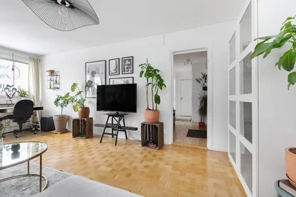 Entire place at Krysshammarvägen 18, image 1 of 10