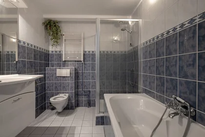 Quarto privado em Basaltstraat, imagem 6 de 8