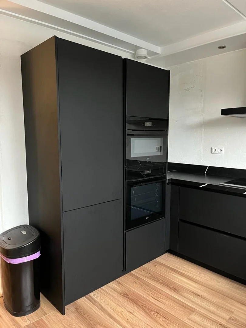 Chambre d'étudiant économique avec emplacement pratique dans 