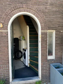 Private room at Van Koetsveldstraat, image 1 of 10