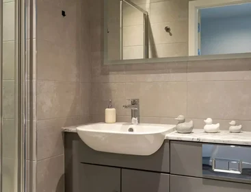 Studio im Wohnheim in der 31 Gilbert St, Glasgow G3 8JY, United Kingdom, bild 4 von 13