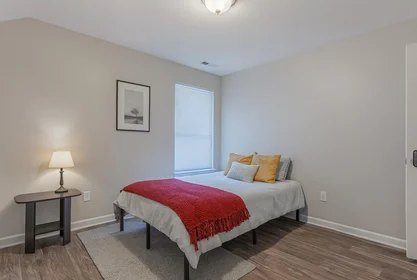 Toda a acomodação em Street, GA, Atlanta, United States, 30314, imagem 1 de 10