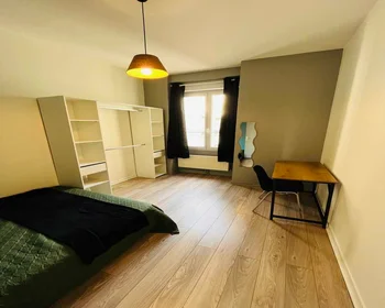 Chambre privée à rue saint michel, image 1 de 7