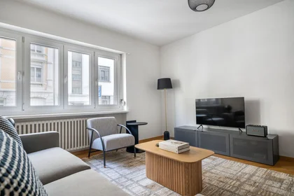 Privatzimmer in der Verena-Conzett-Strasse, 20, bild 1 von 10