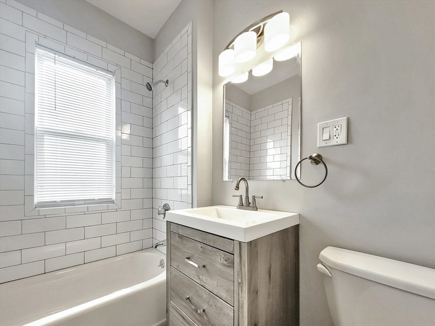 35, Dunlap, Unit 3, Dorchester, Boston, MA, 02124