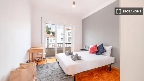 Privatzimmer in der Alameda das Linhas de Torres, bild 16 von 19