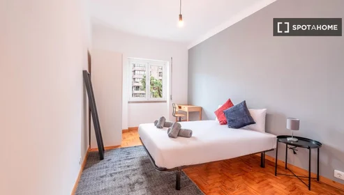 Privatzimmer in der Alameda das Linhas de Torres, bild 4 von 19