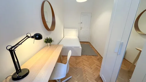 Quarto privado em Peterdy utca, imagem 1 de 10