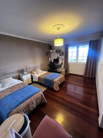 Cheap private room in Madeira