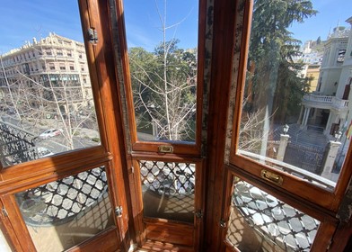 Shared room with desk in Granada