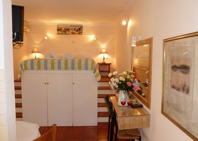 Bright private room in Rethymno