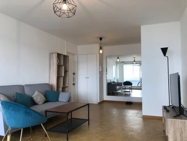 Private room at Metz, 57070, image 1 of 10