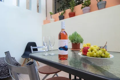 Entire apartment at Vasiliou Smpokou 57, image 22 of 39