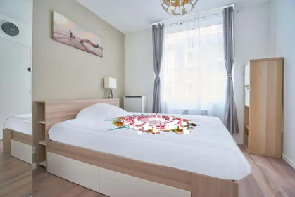 Özel oda konumu 9 Rue Kléber, 59260 Lille, France, 1 10 görüntüsü