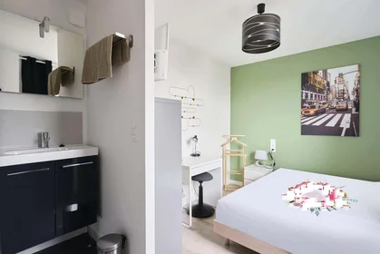 Chambre privée à 5 Rue Corbet, 59000 Lille, France, image 1 de 10