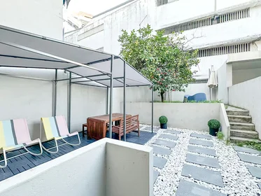 Toda a acomodação em Travessa de Santa Quitéria, Lisbon, imagem 1 de 9