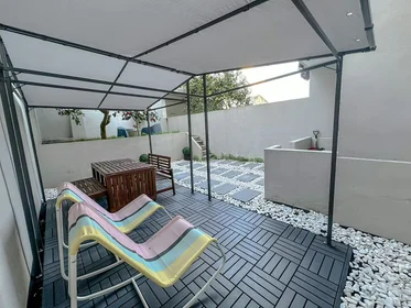 Toda a acomodação em Travessa de Santa Quitéria, Lisbon, imagem 7 de 9