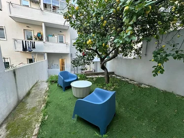 Toda a acomodação em Travessa de Santa Quitéria, Lisbon, imagem 8 de 9