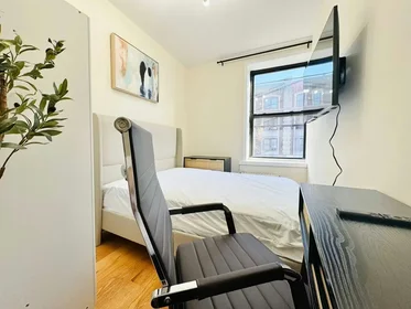 Private room at President Street, Crown Heights, image 1 of 7