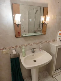 Privatzimmer in der Calle Capitán Eliseo López Orduña, bild 39 von 41