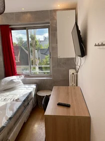 Özel oda konumu Rue Jean Moulin, 1 27 görüntüsü