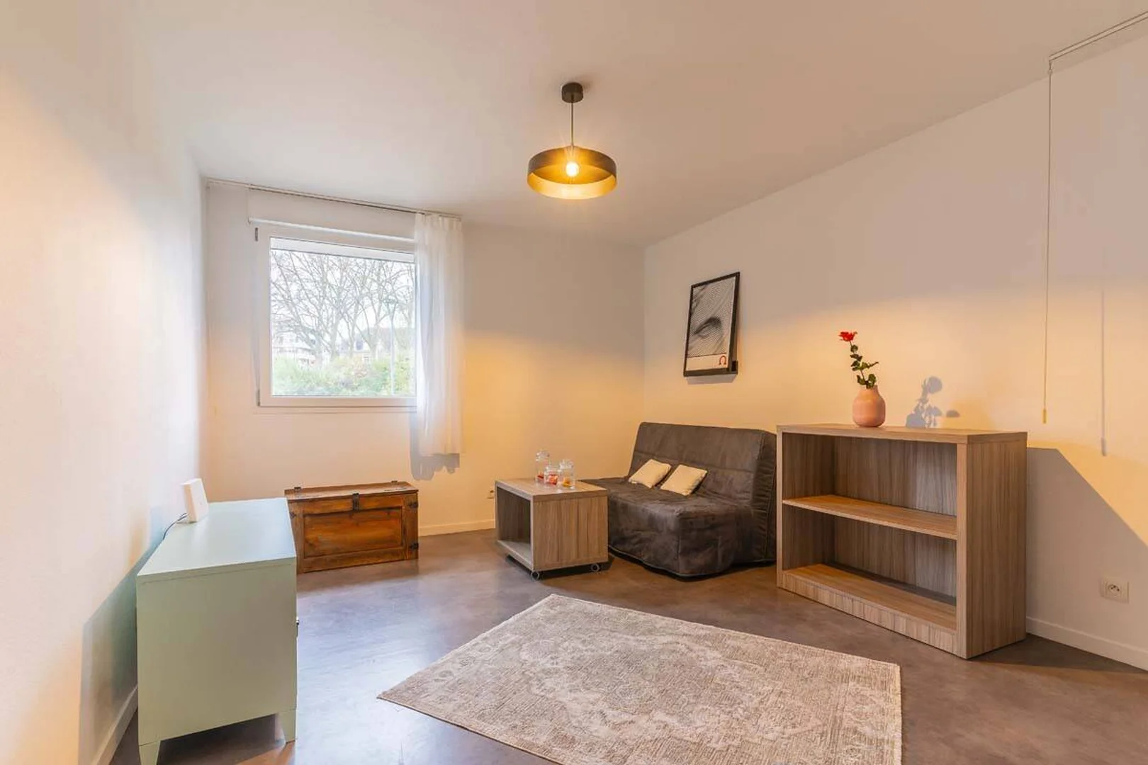 Chambre à louer dans un appartement d'étudiant à , entièrement meublée
