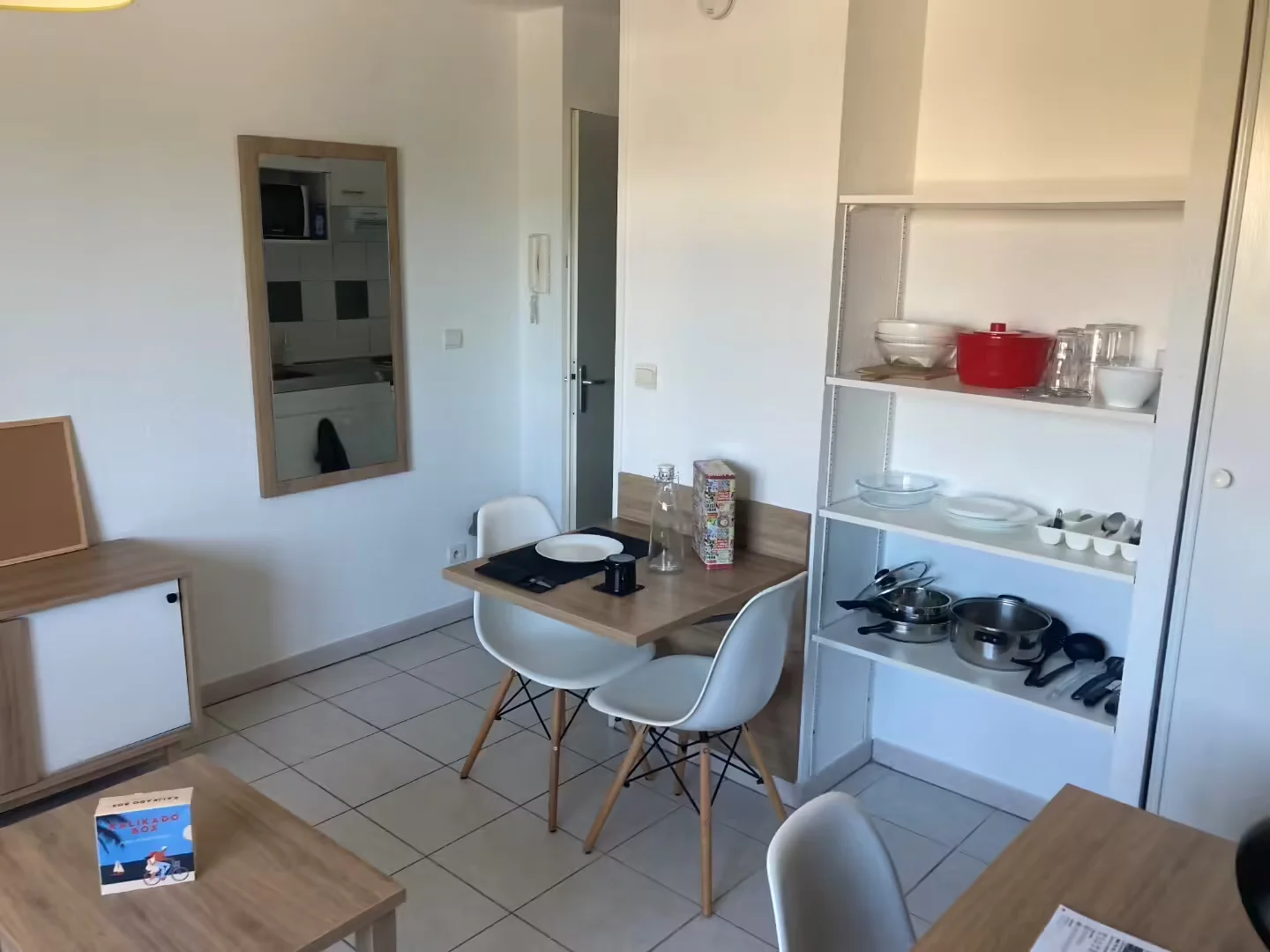 Komfortables und geräumiges Studentenzimmer in 